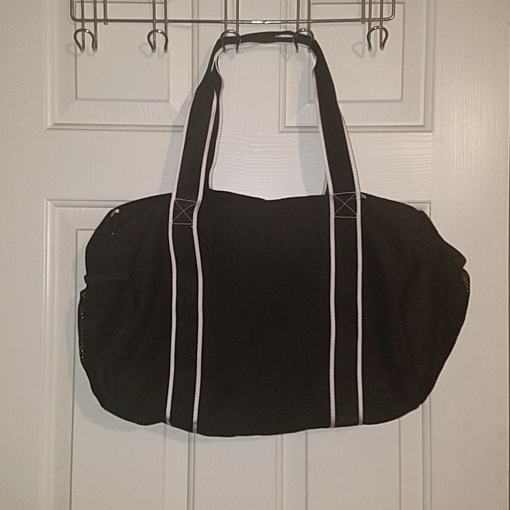 Victoria's Secret NWOT Sport Gym Bag